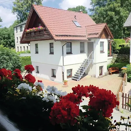 Stunning In Auerbachot Rempesgruen Semesterbostad Fichtzig