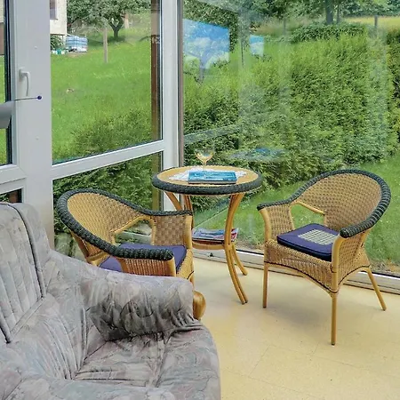 Semesterbostad Stunning In Auerbachot Rempesgruen *