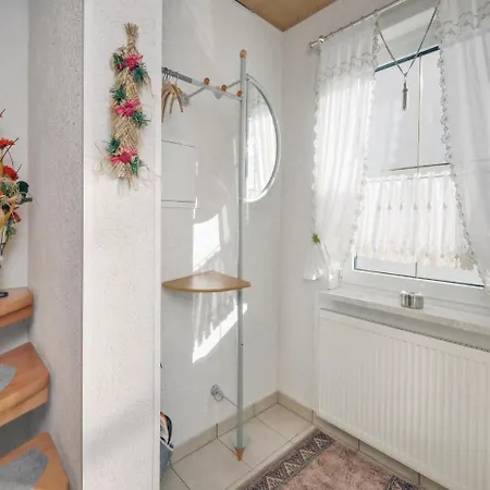 Stunning In Auerbachot Rempesgruen Semesterbostad