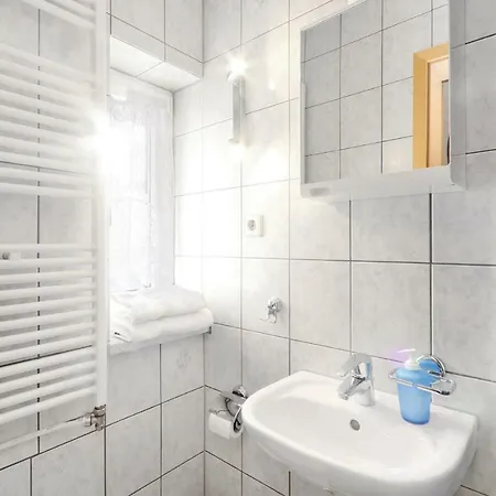 Amazing In Auerbach-ot Rempesgruen With Wifi Holiday home *